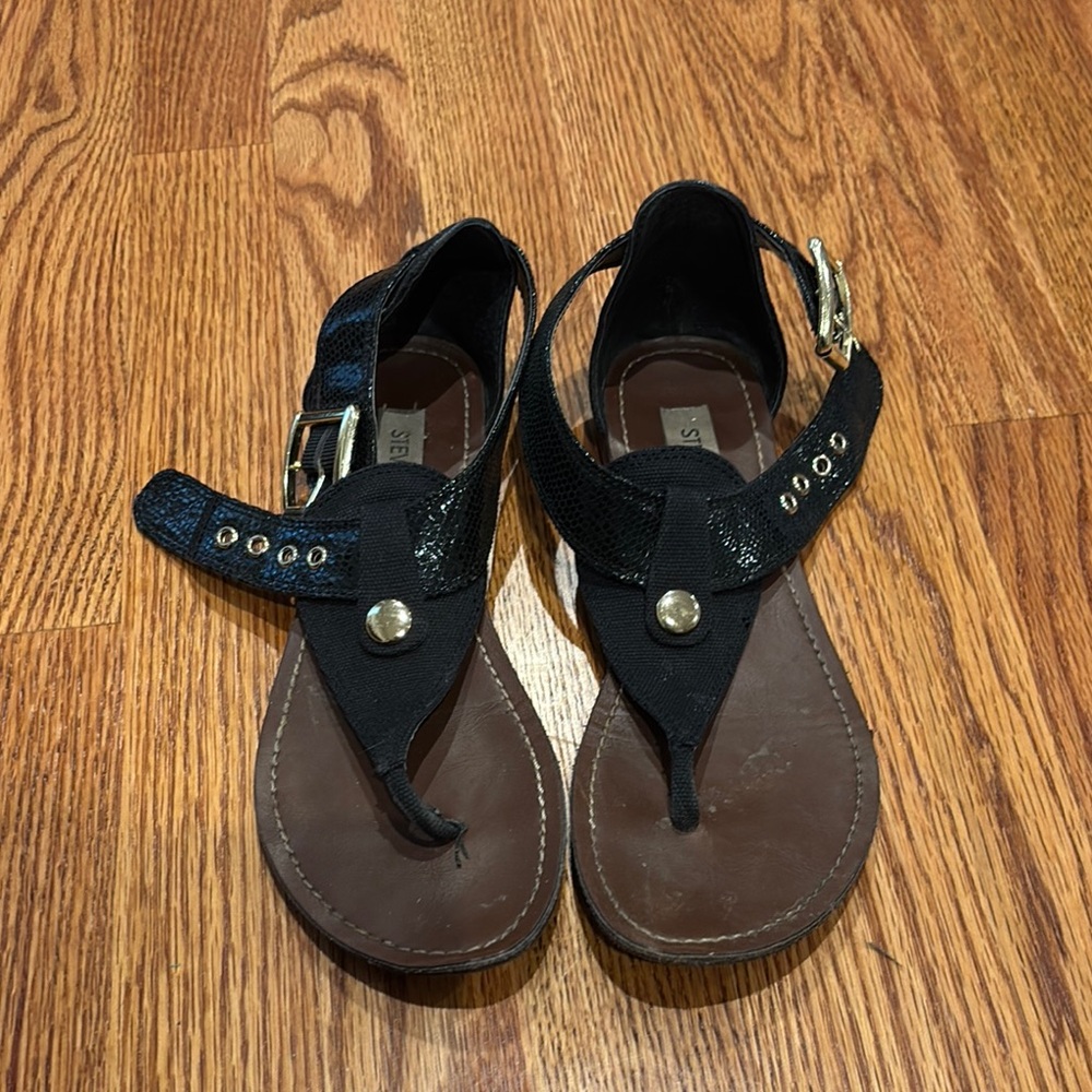 Steve Madden Women’s Black Sandals Sz 6.5